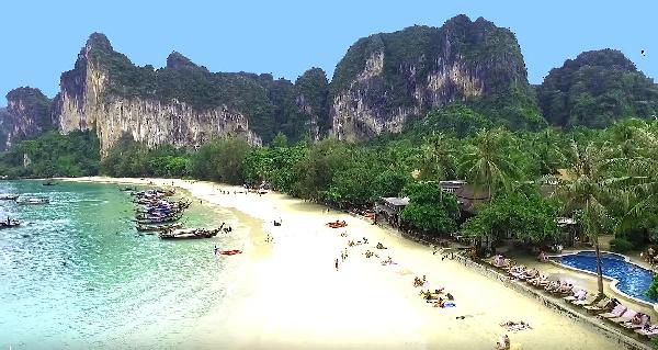 Play Krabi und seine idyllischen Buchten